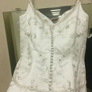 Wedding dress